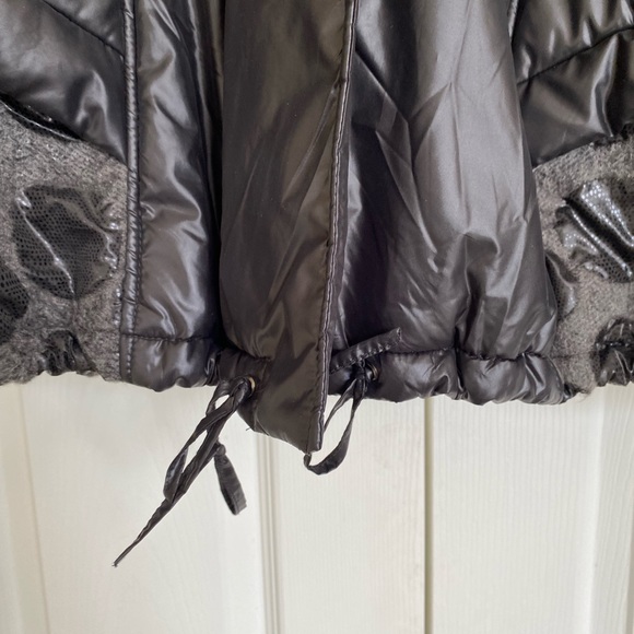 Tara Vao puffy Jacket - Picture 6 of 13